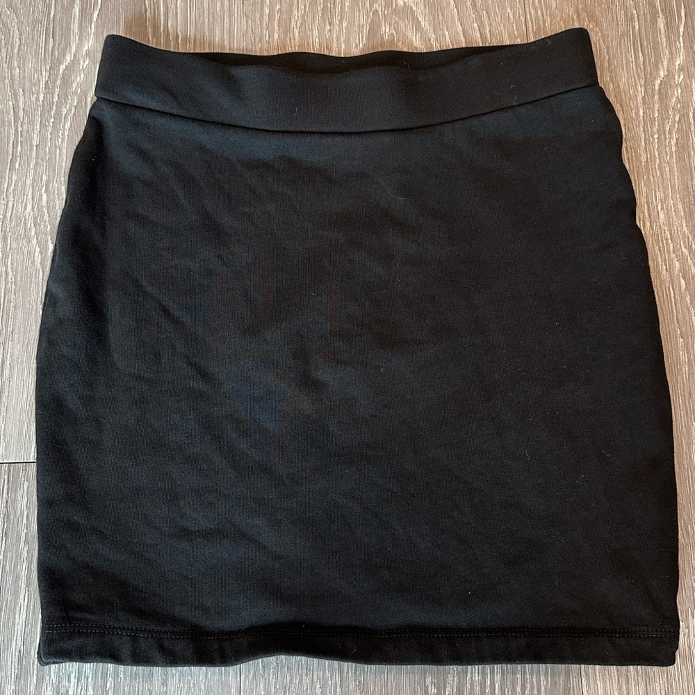 Forever 21 Black Mini Skirt